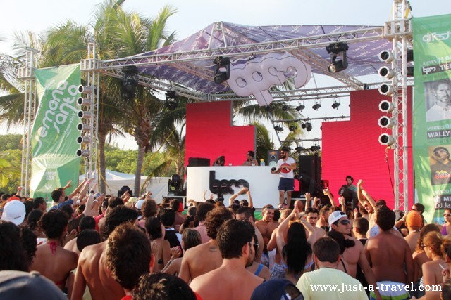 koncert koncert na plaży w Playa del Carmen