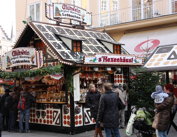 Weihnachtsmarkt w Monachium