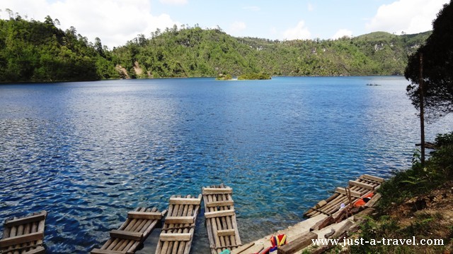 Lago Pojoj Lagunas de Montebello