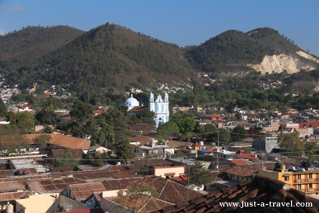 widok z kościoła San Cristobal, San Cristobal de las Casas