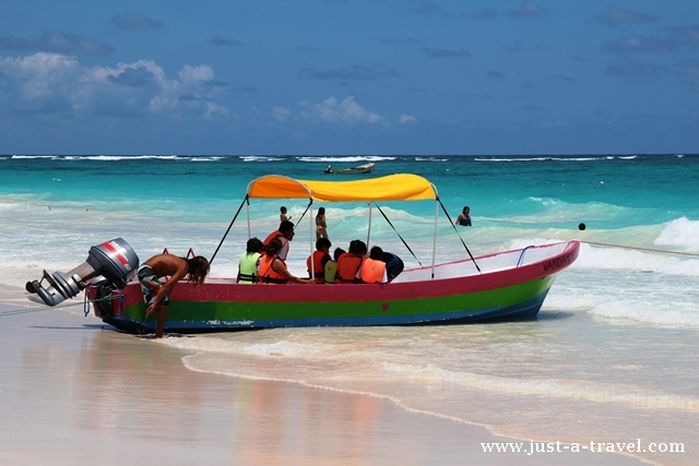Playa Maya i barka