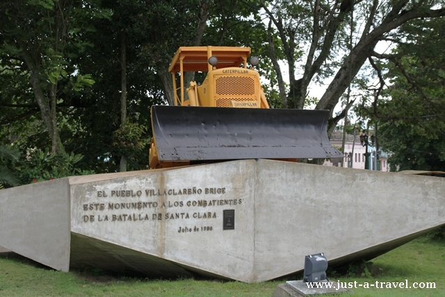 buldożer Santa Clara