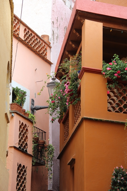 Callejon del Beso Guanajuato