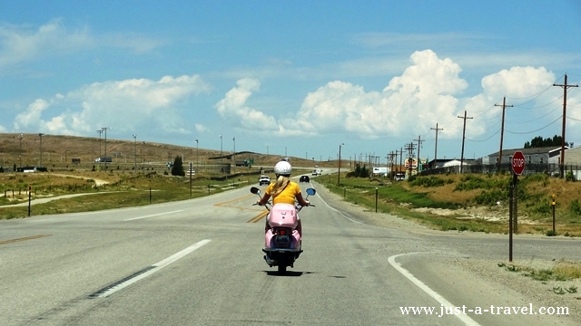 blondynka na motorze