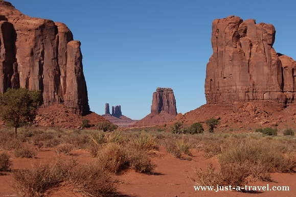 Stepy Monument Valley