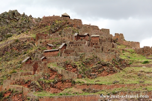 Strome podejście do ruin pisac