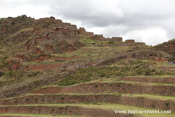 8.Pisac Ruiny