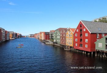 Trondheim i domy na palach